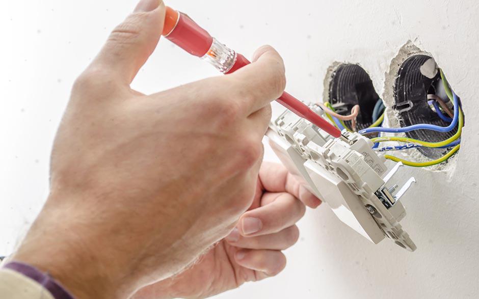 tarif horaire électricien Compiègne